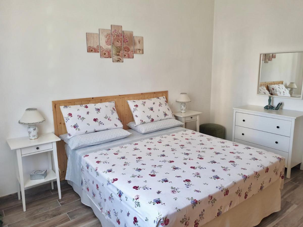 A Casa Di Clementina Lägenhet Raffa Exteriör bild
